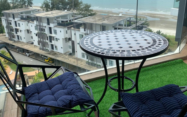 Timurbay Seaview Suite by Guns Studio