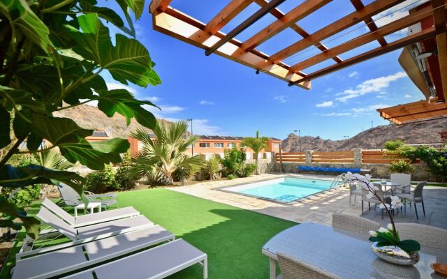 Villa Diana with private swimming pool in Tauro