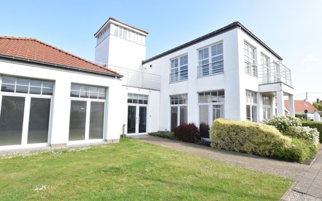 Modern Apartment in De Haan by the Seabeach