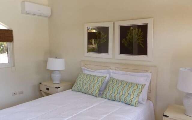 Touch of elegance! 6 Bedroom near the beach