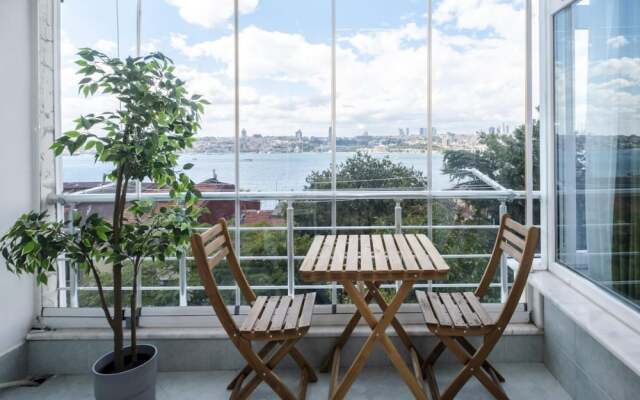 Missafir Apartment With a Panoramic Bosphorus View