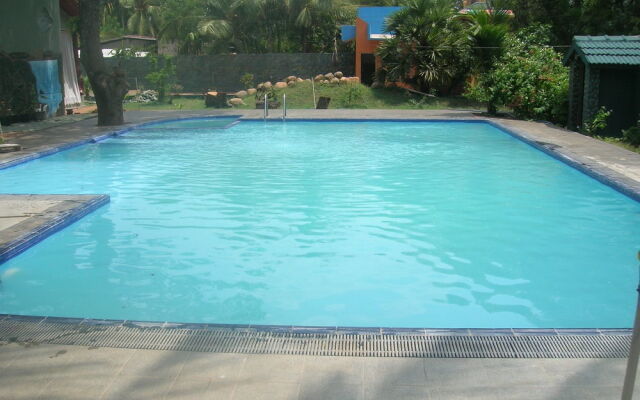 Thampa Tourist Hotel in Vavuniya