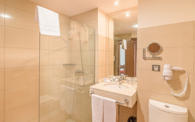 Livvo Corralejo Beach Hotel