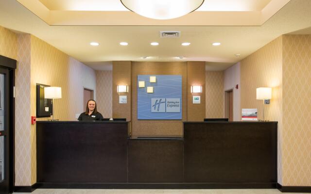 Holiday Inn Express & Suites Martinsville, an IHG Hotel