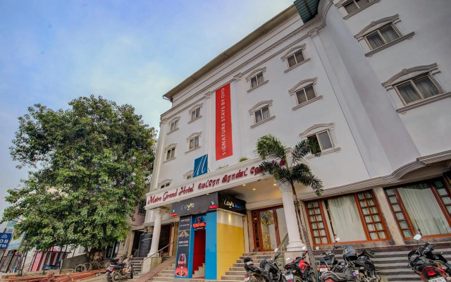 Metro Grand Hotel