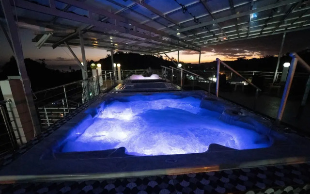 Edma Aparta Hotel