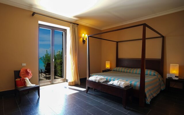 Falconara Charming House Resort & Spa