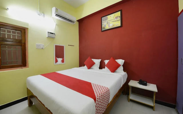 Oyo 29663 Sp Highway Inn