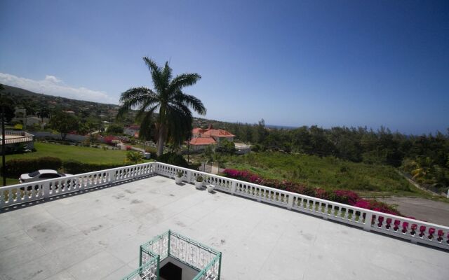Sea View Chateau