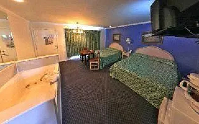 FairBridge Inn Express - Wisconsin Dells