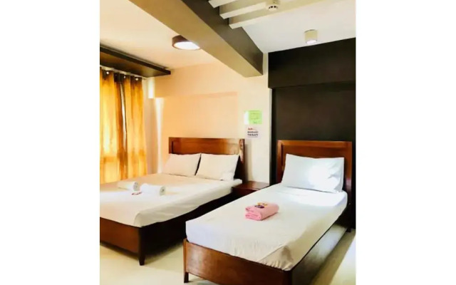 Ava Palm Suites