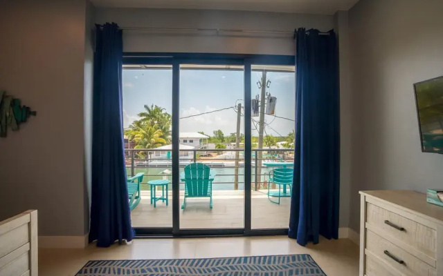 Oceanfront Sunset Gecko Condo - Ground Floor 1A