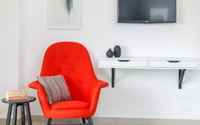 Luxury studio apartment at the Gallery