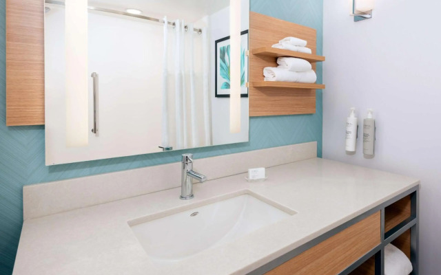 Aloft Orlando Lake Buena Vista