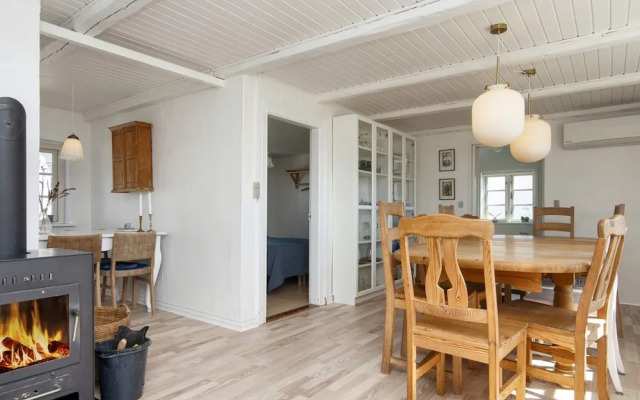 10 Person Holiday Home in Harboore