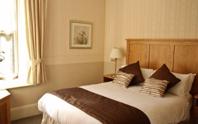 Woodlands Guest House