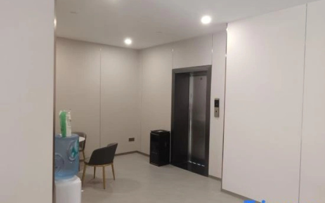 Meeting You Apartment (Luohu Port Branch)