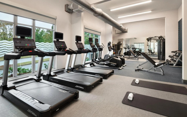 Aloft Lawrenceville Sugarloaf