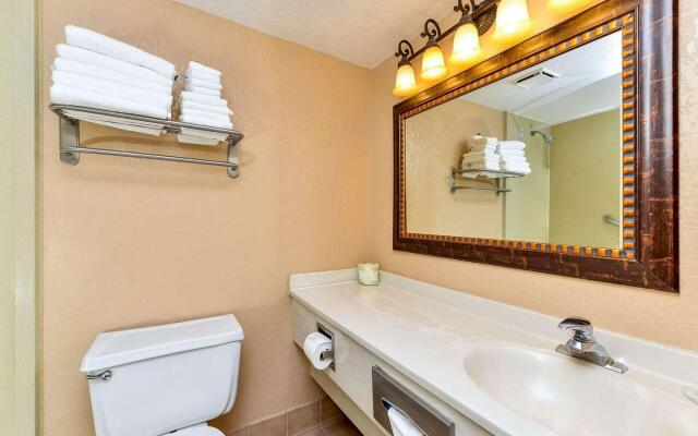 Staybridge Suites Orlando Royale Parc Suites by IHG