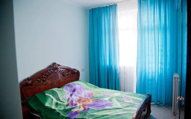 Paradise Hotel