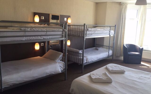 Dutchman Hotel