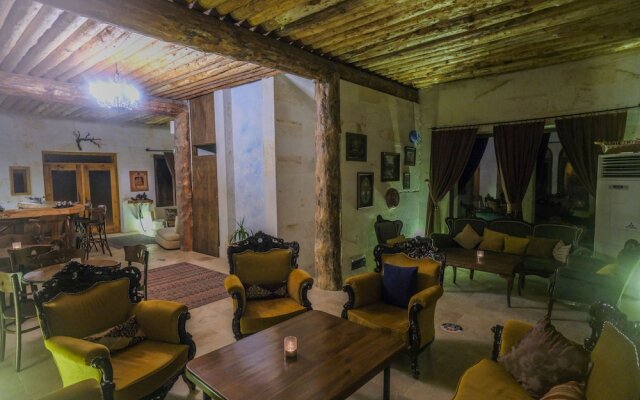 Kalsedon Cave Suites