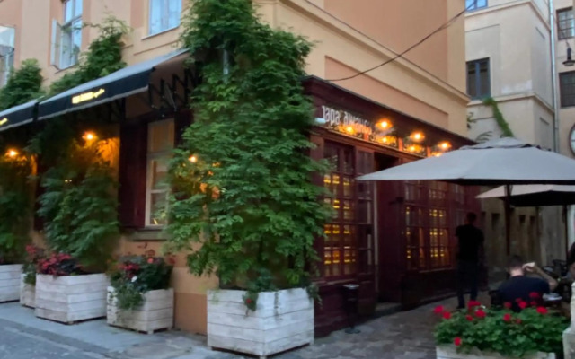 Апартаменти на вулиці Лесі Українки 19 кв 5