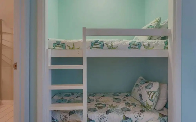 C-Glass by Meyer Vacation Rentals