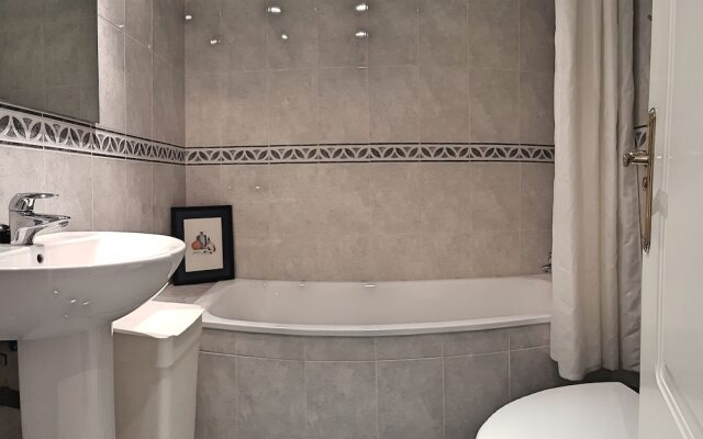 Ático-Duplex Pedregalejo/Terraza/Parking