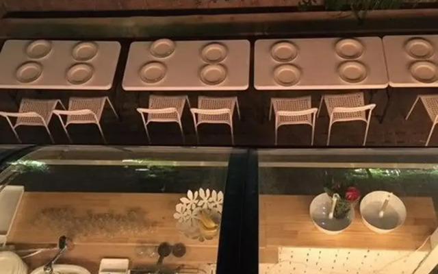 Rooftop Party Guesthouse - Hostel