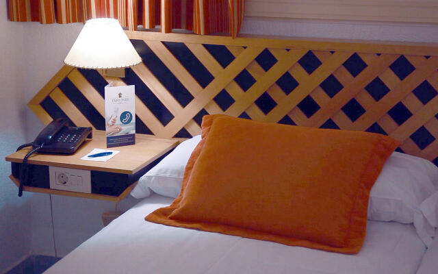 Plus Fariones Suite Hotel