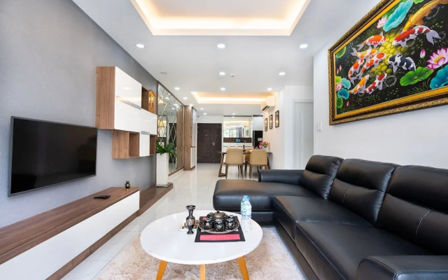 Scenic Valley By Dhome