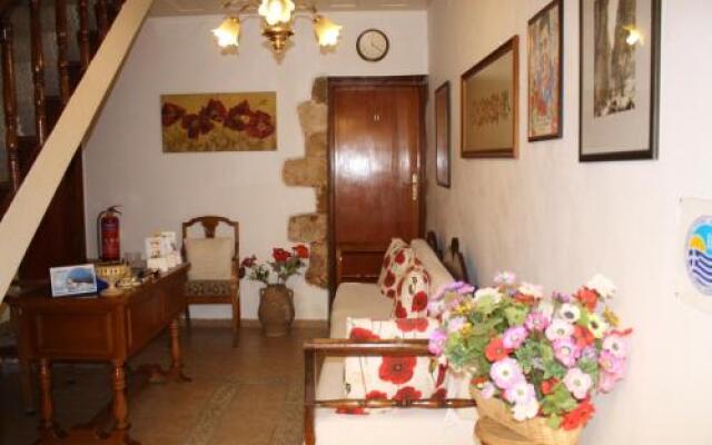 Anemones Rooms