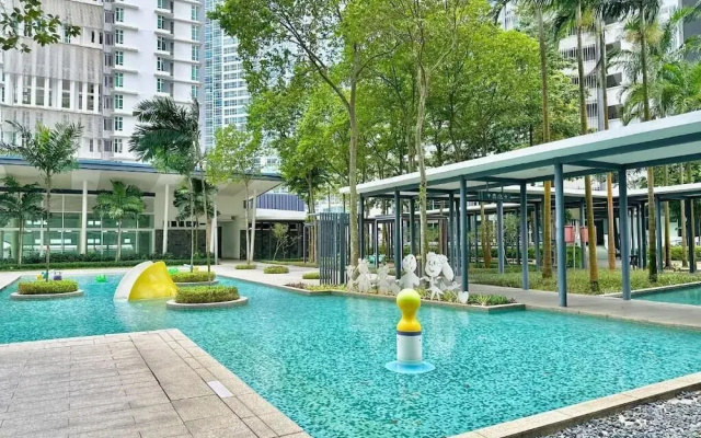 Medini Signature Legoland By Stayrene
