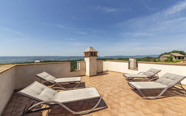 The Tower With Amazing View Shared Pool