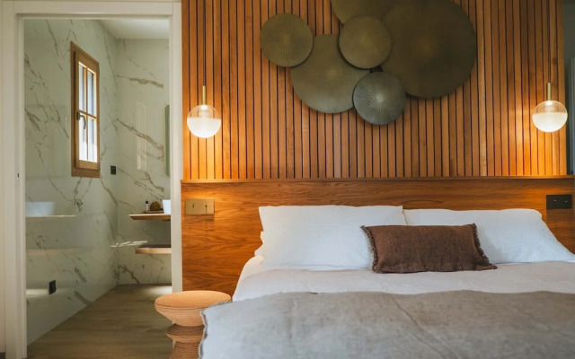 Luxury Villa a Nepita Beach Access Through the Maquis