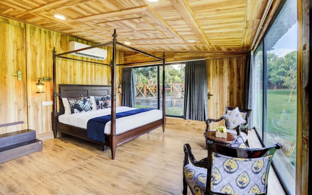 Alaya Stays Fortezza | Pet-friendly 6-BHK Farmhouse With Private Pool