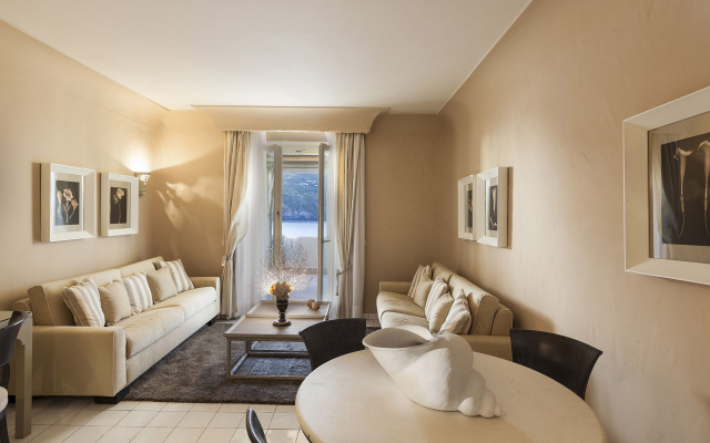 Therasia Resort Sea & Spa - The Leading Hotels of the World