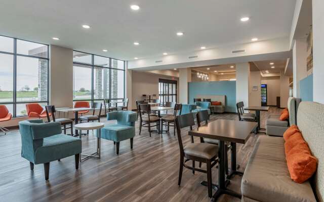 MainStay Suites Waukee - West Des Moines