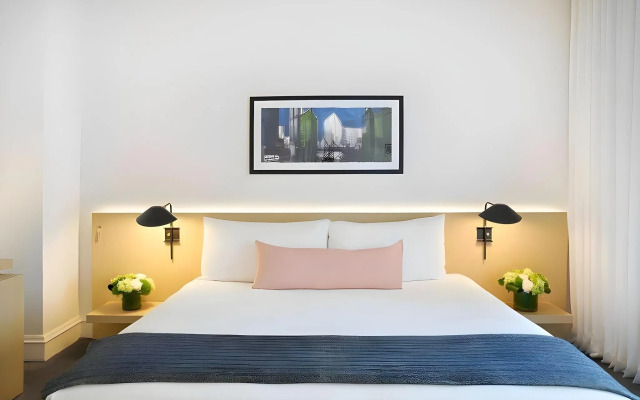 The Chicago Hotel Collection Ambassador Gold Coast