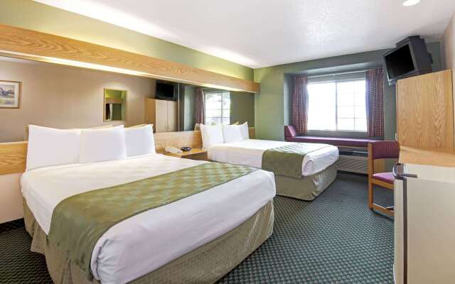 Microtel Inn & Suites by Wyndham Albuquerque West