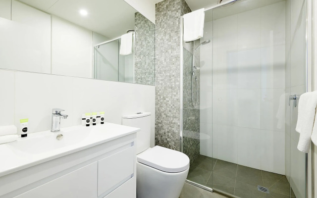 Melbourne Knox Central Apartment Hotel