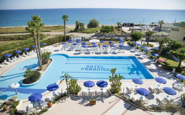 Hotel Village Paradise