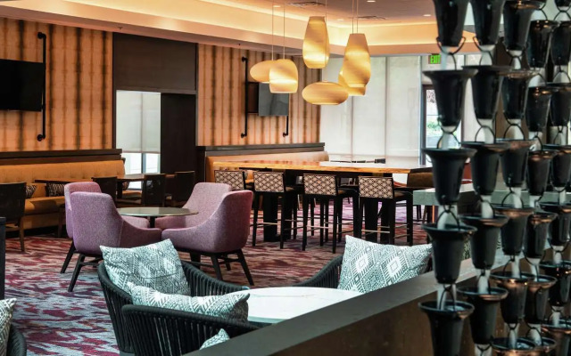 Embassy Suites by Hilton Walnut Creek