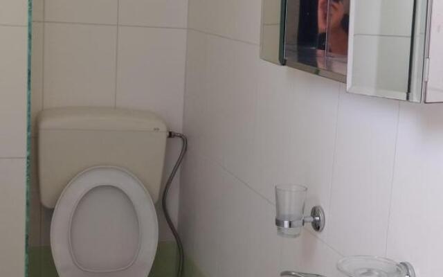 Qoku Chicago Apartament 1