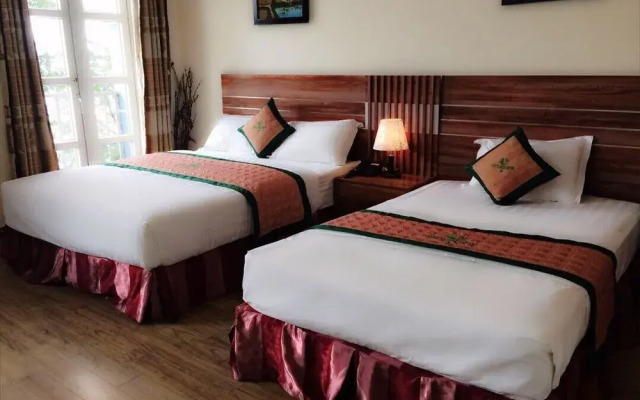 Westlake Hotel - Lac Long Quan