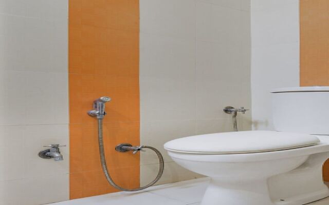 OYO 16940 Hotel Royal Murli