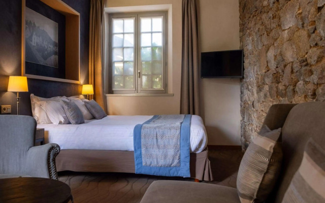 Hôtel de L'Abbaye Le Tronchet - Handwritten Collection