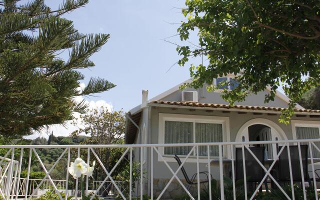 Villa in Corfu With Pool Near Gialos Beach