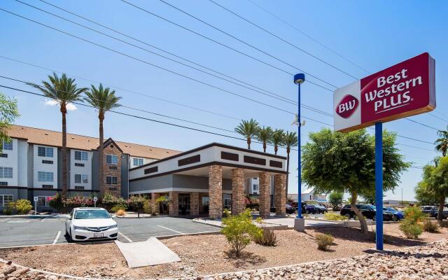 La Quinta Inn & Suites by Wyndham Tulsa Downtown/Route 66